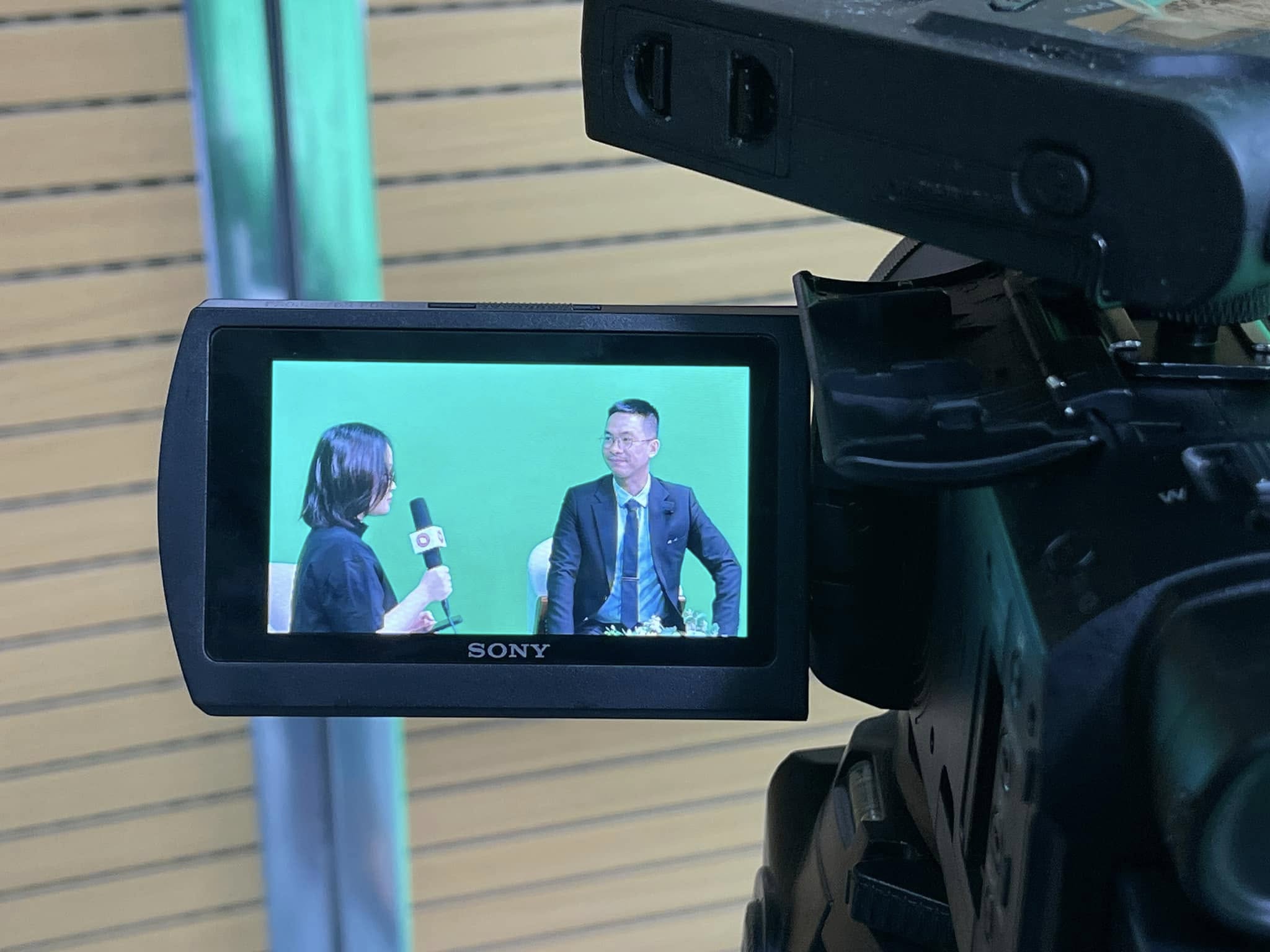 Aiden Hoang Nguyen speaking at PACE Digital Marketing Podcast